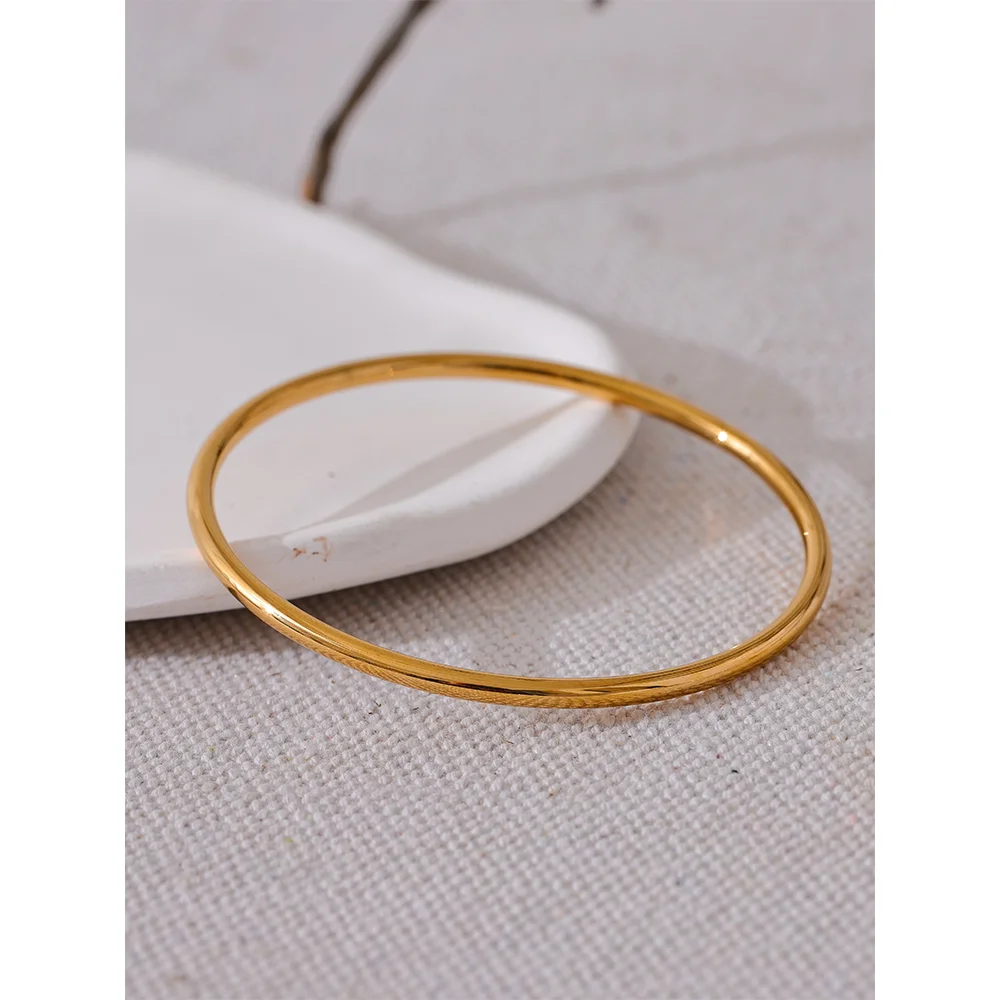 Bracelet rond classique en acier inoxydable